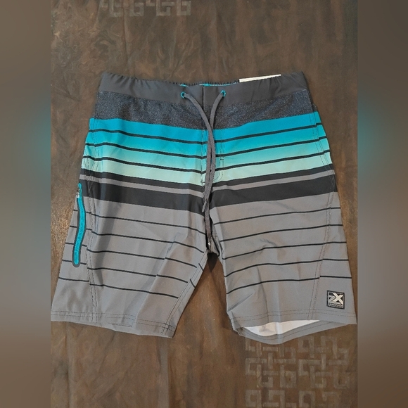 🤍❗ NWT ZEROXPOSUR Men's Grey Blue Ombre Swim Trunks Size Small - Picture 1 of 4